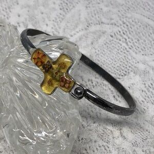 Vintage sterling silver 925 pressed flowers cross bracelet signed